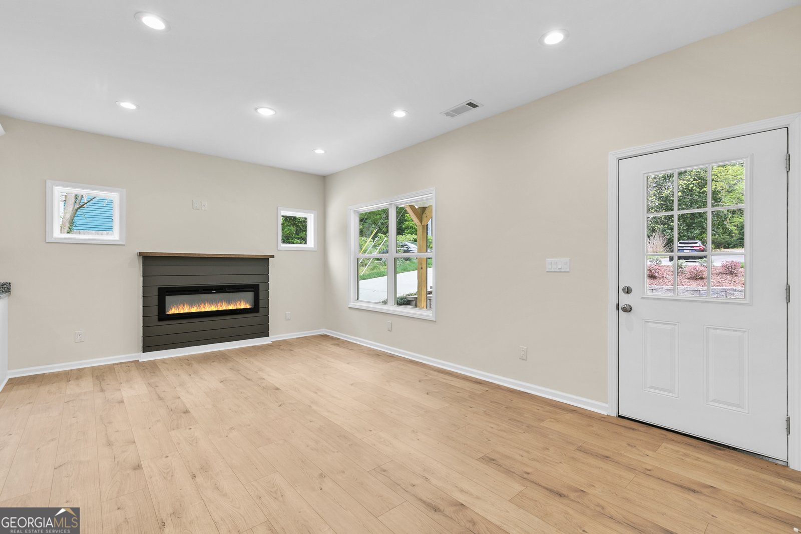 5232 Mountain Street Stone Mountain - 6