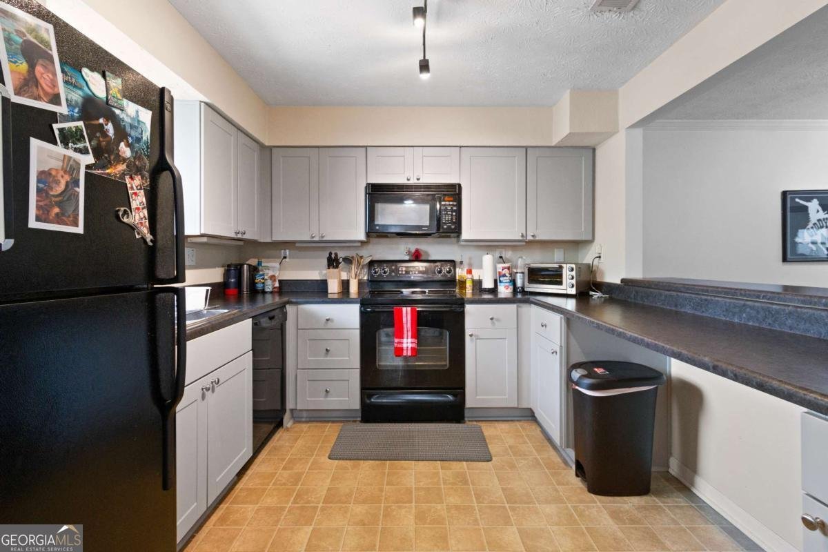 113 Brittany Court Duluth - 3