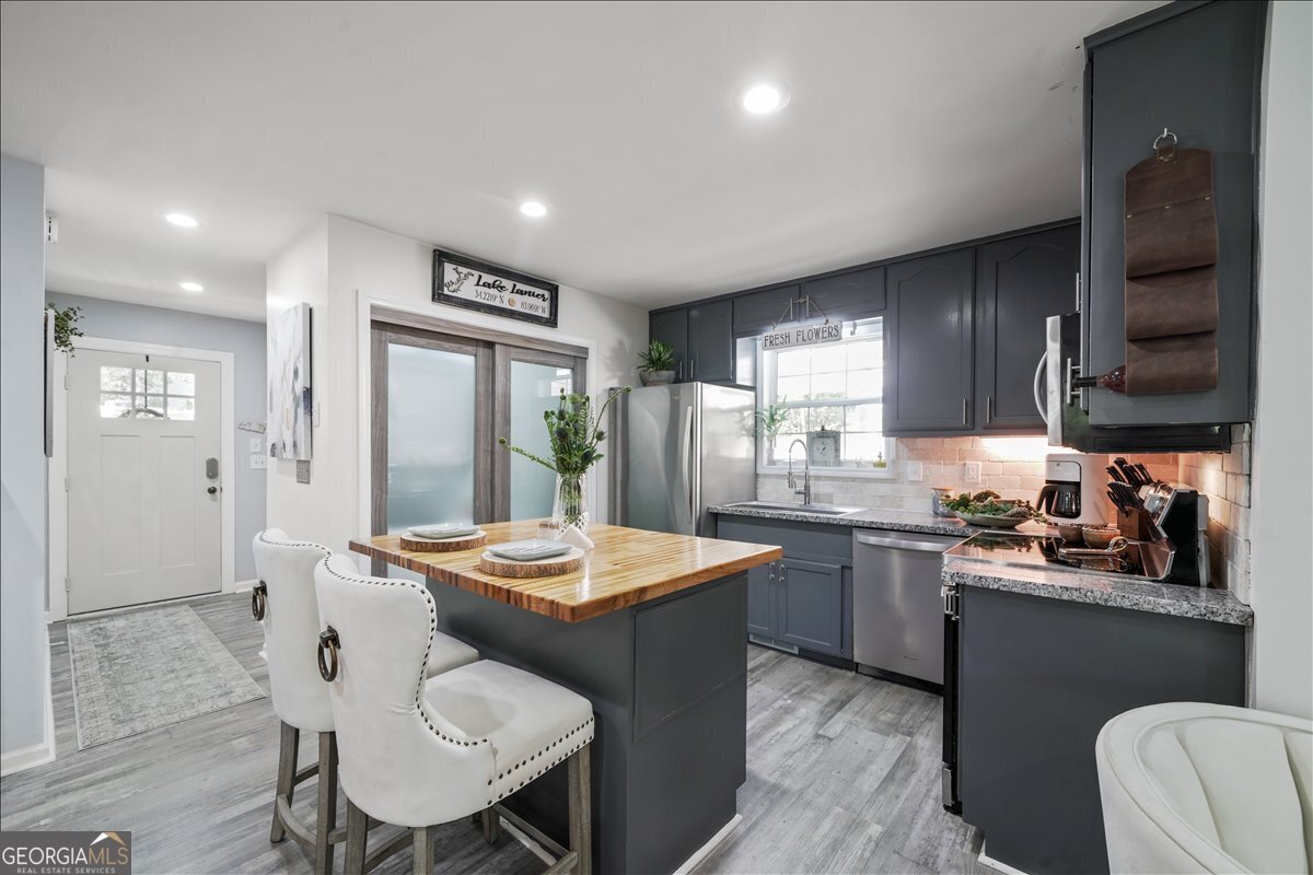 9050 Pine Tree Circle Gainesville - 13
