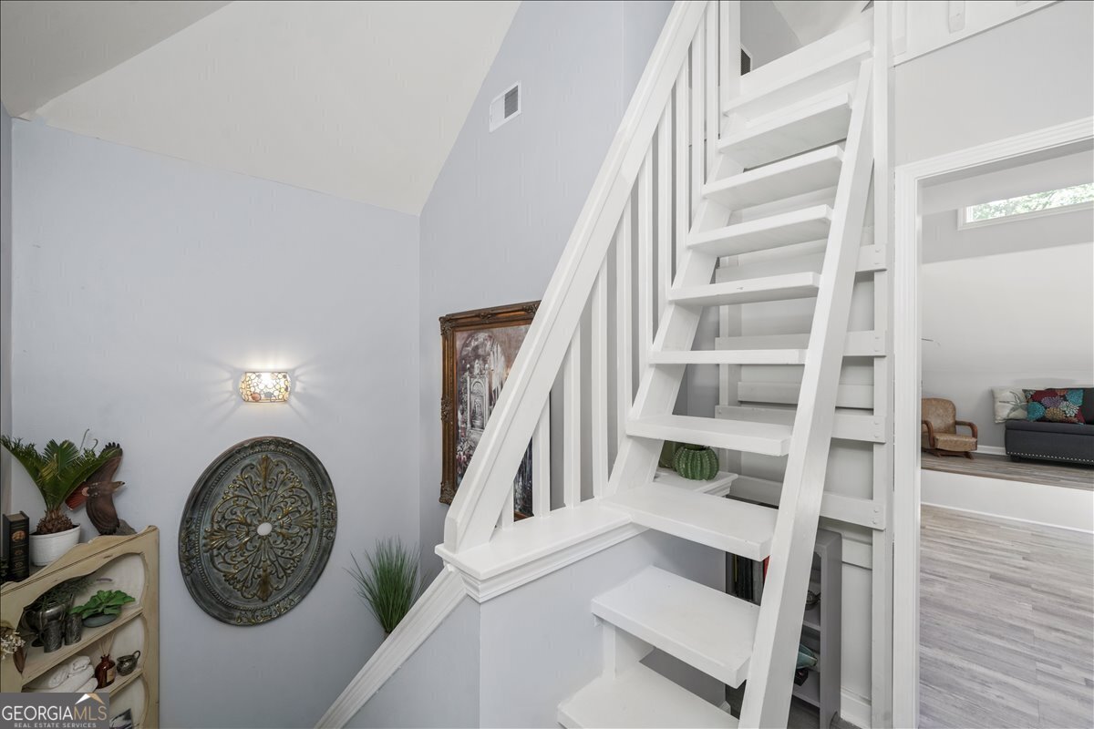 9050 Pine Tree Circle Gainesville - 26