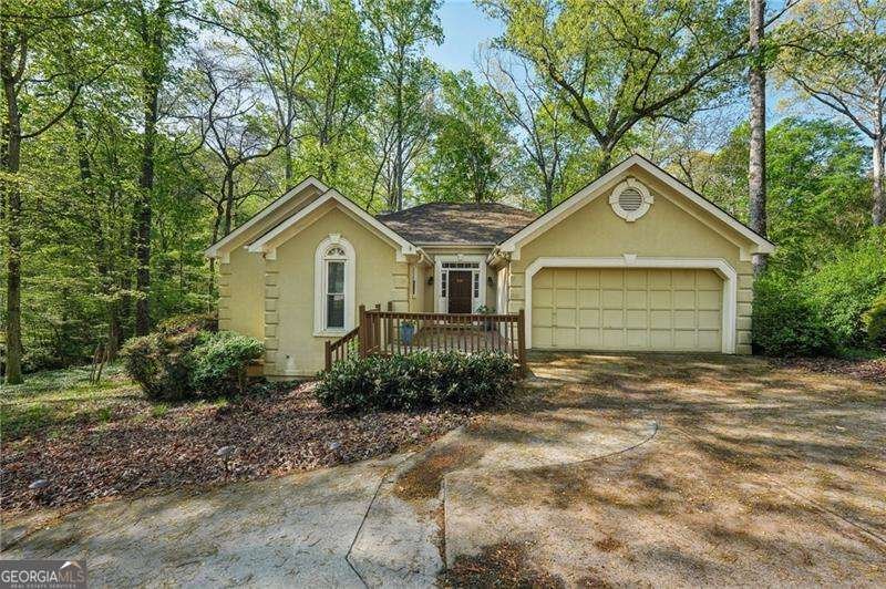 230 Oakmere Drive Alpharetta - 2