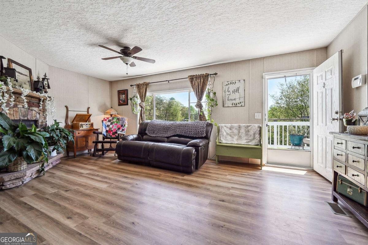2496 Venture Drive Gainesville - 5