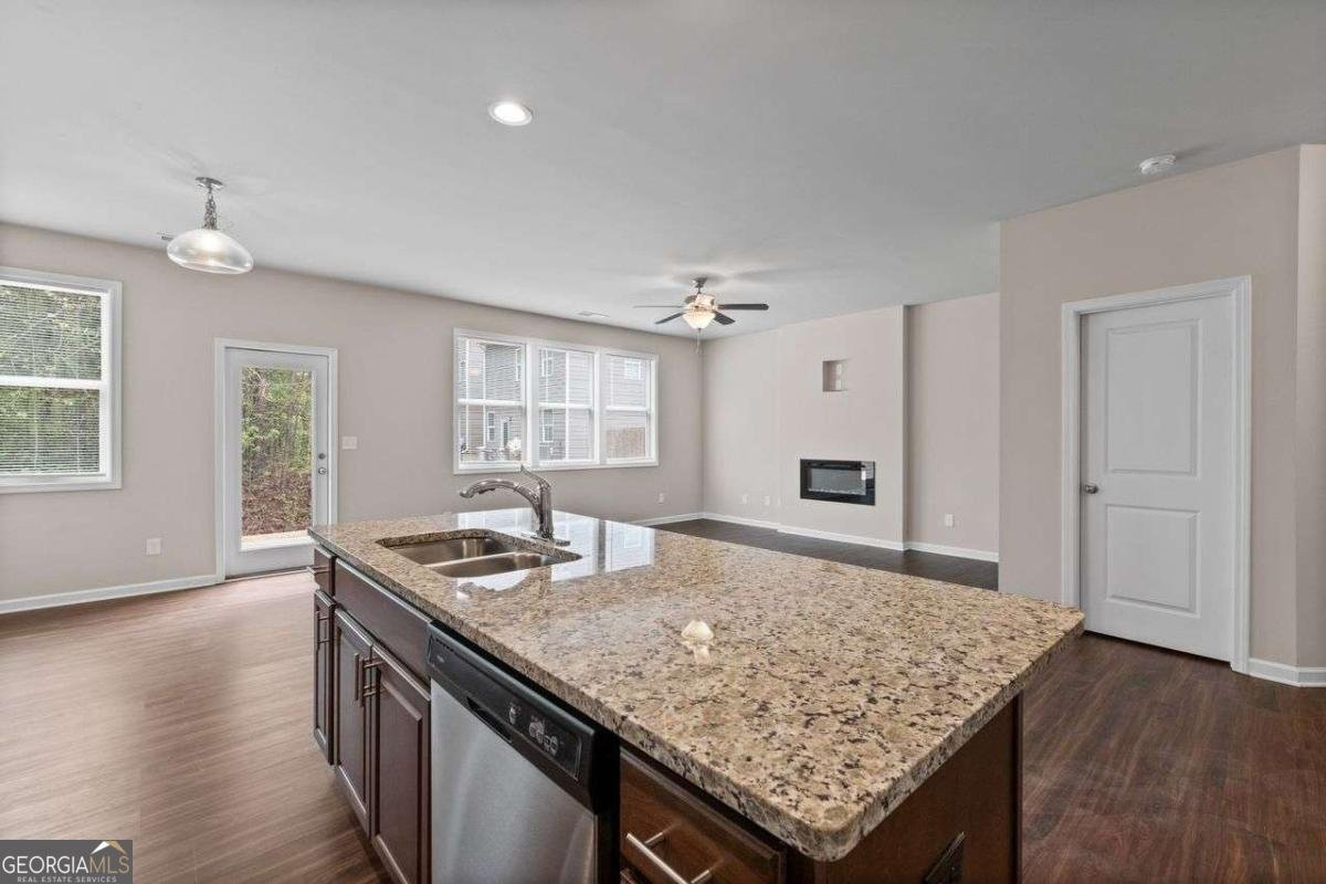 275 Denver Avenue Hiram - 10