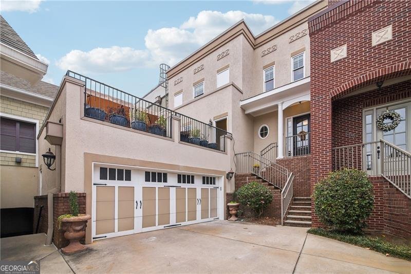320 Town Center Avenue Suwanee - 1