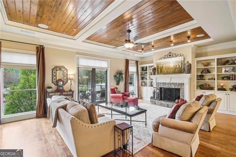 320 Town Center Avenue Suwanee - 2