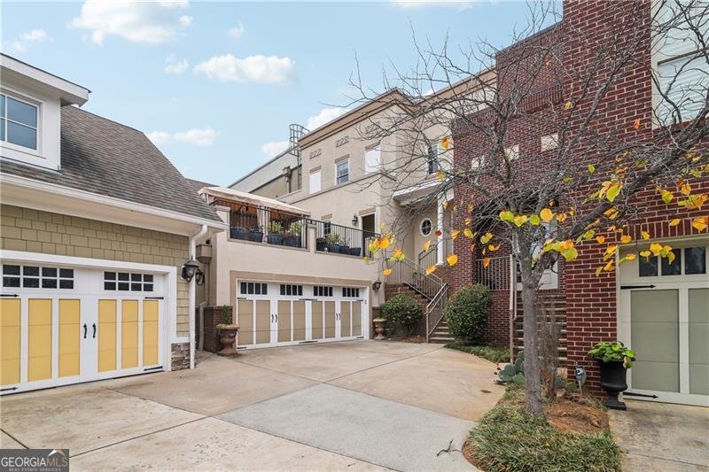 320 Town Center Avenue Suwanee - 37