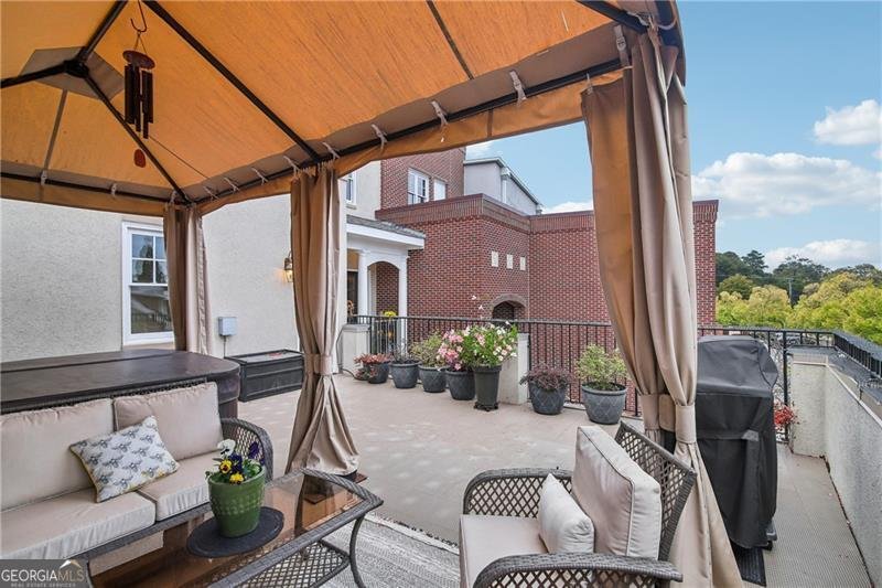 320 Town Center Avenue Suwanee - 40