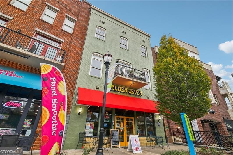 320 Town Center Avenue Suwanee - 43