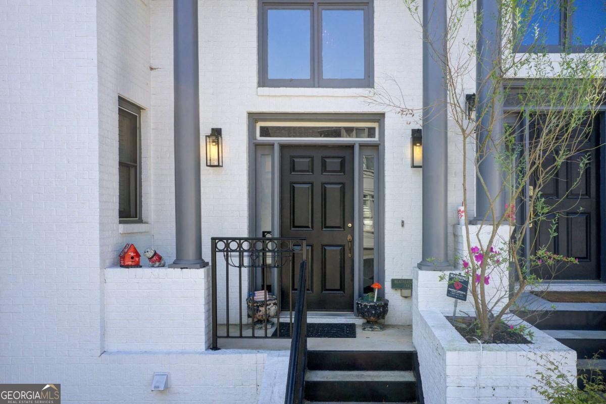 1015 Heatherbrooke Lane Atlanta - 2