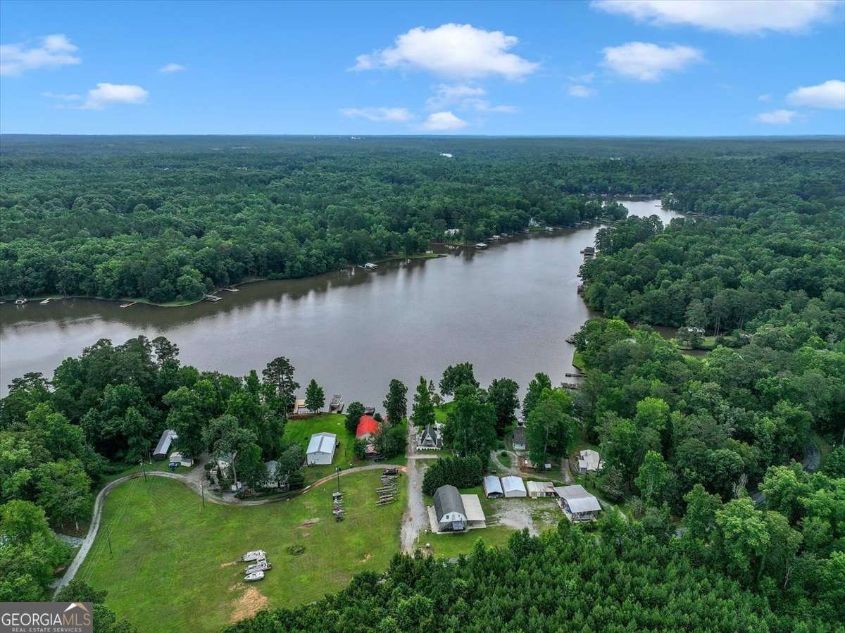 110 Cedar Lane Milledgeville - 69