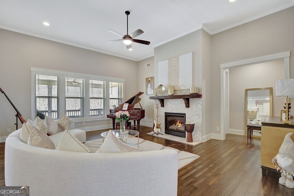 270 Blue Point Parkway Fayetteville - 24