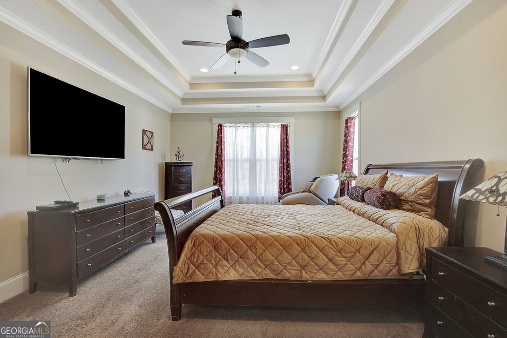 270 Blue Point Parkway Fayetteville - 40