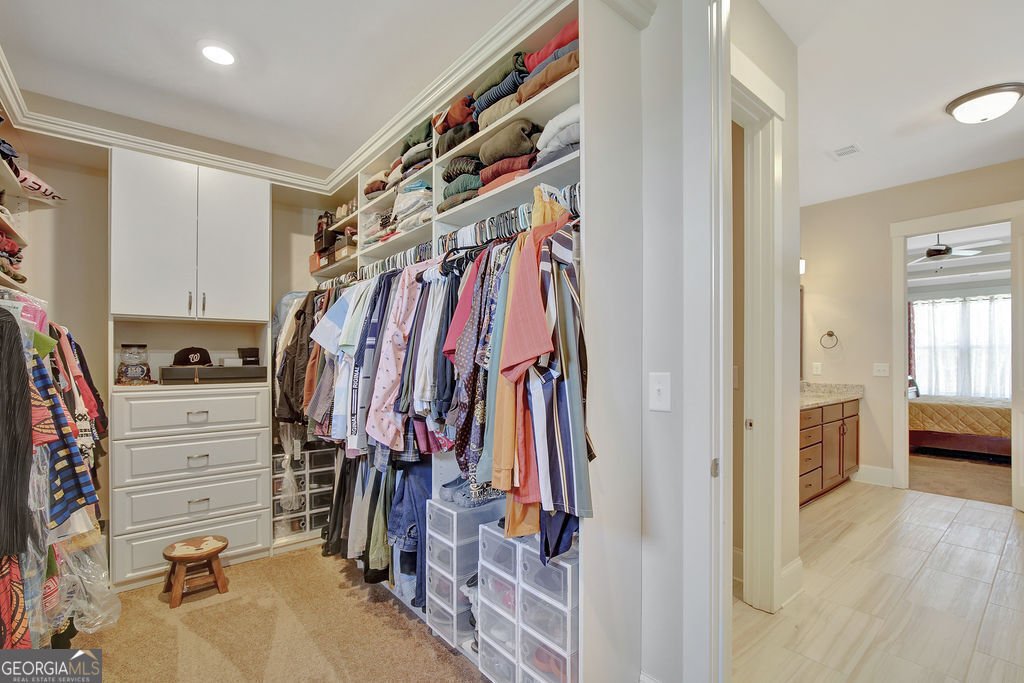270 Blue Point Parkway Fayetteville - 44