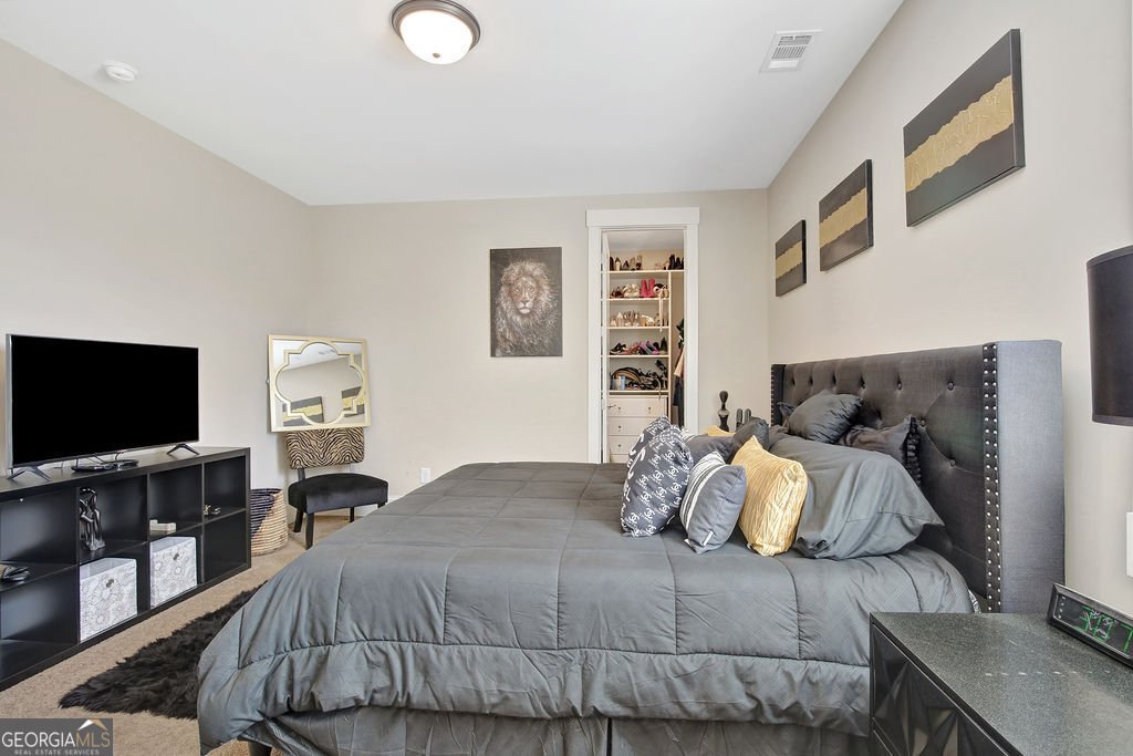 270 Blue Point Parkway Fayetteville - 52