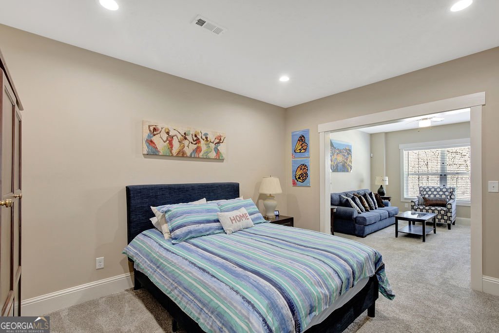 270 Blue Point Parkway Fayetteville - 58