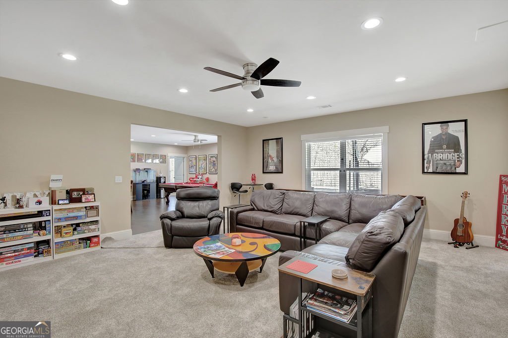 270 Blue Point Parkway Fayetteville - 63