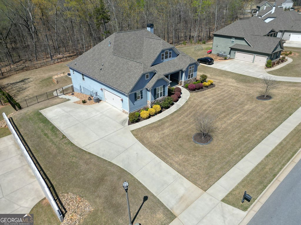270 Blue Point Parkway Fayetteville - 82