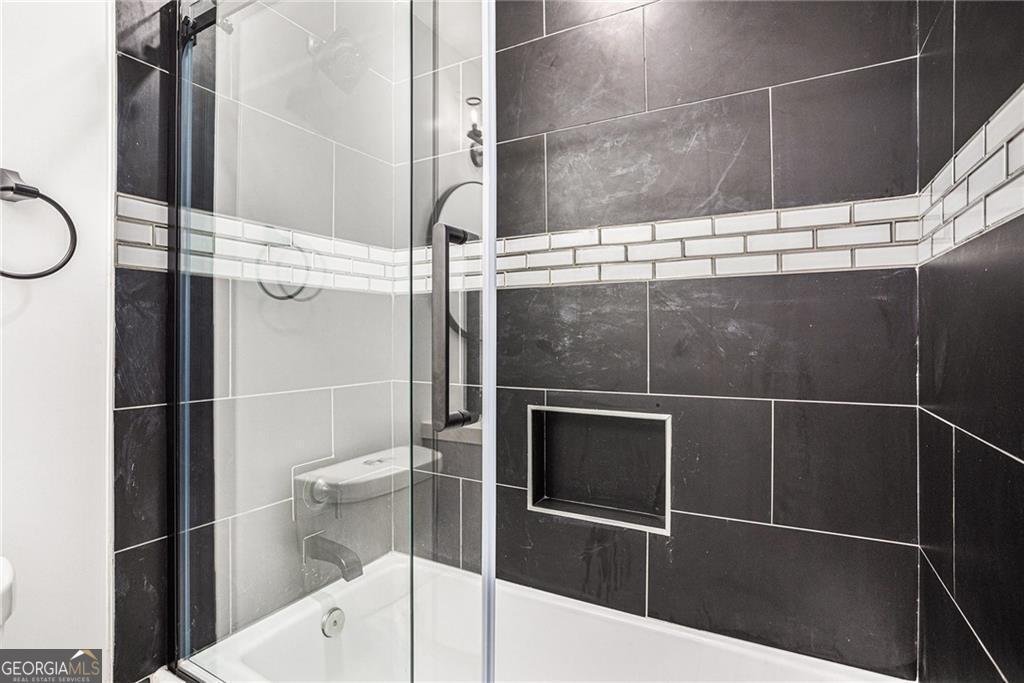 2760 Swansea Court Atlanta - 4