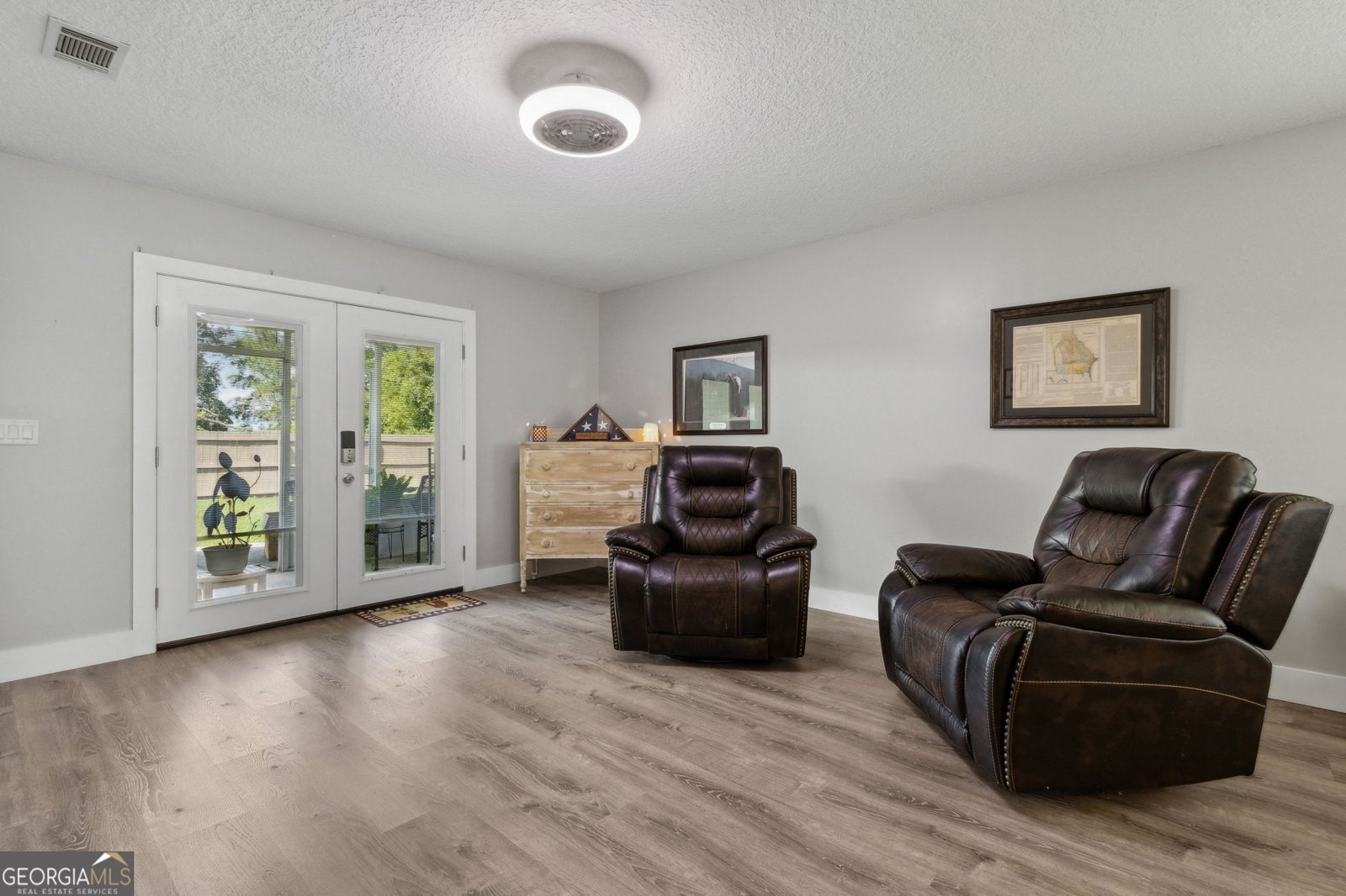 400 Parker Street Woodbine - 12