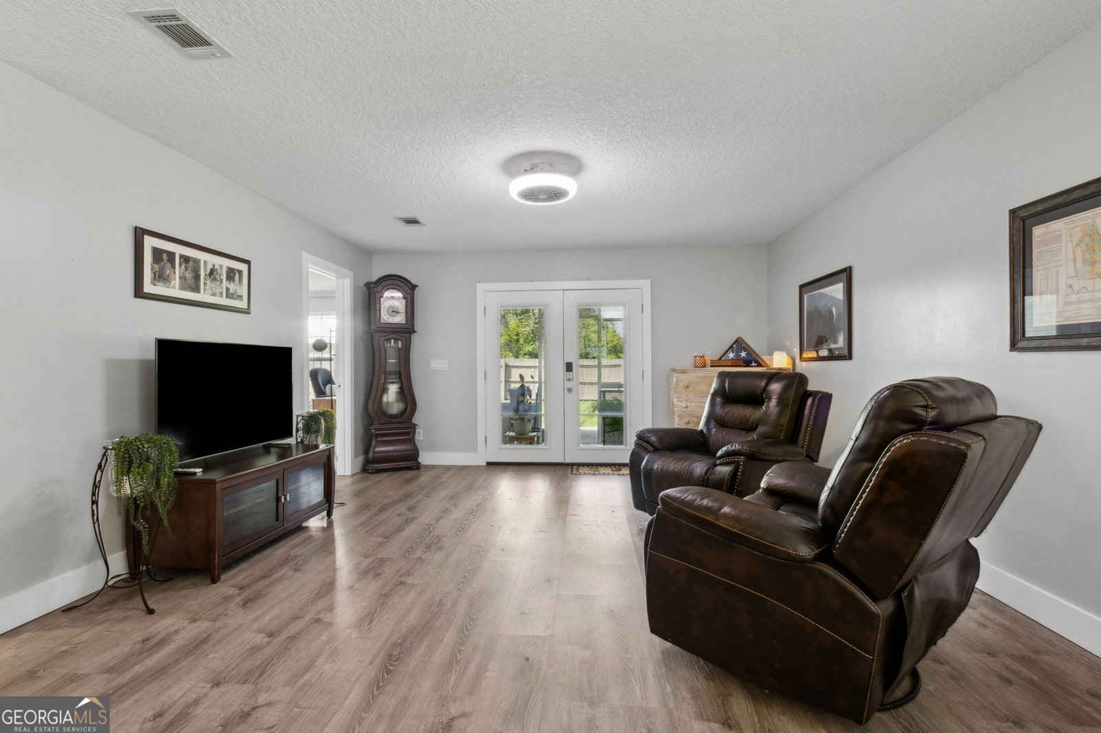 400 Parker Street Woodbine - 14