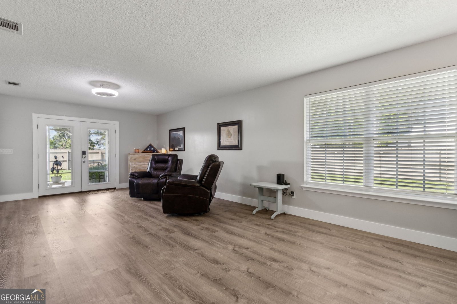 400 Parker Street Woodbine - 18