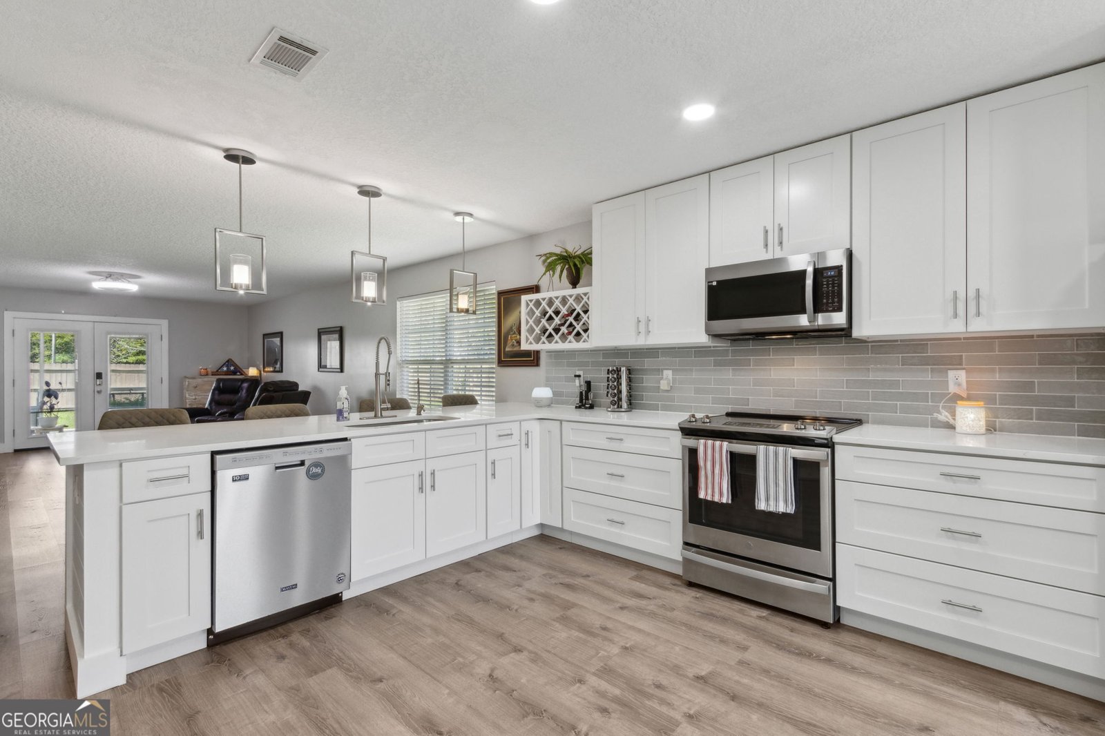 400 Parker Street Woodbine - 3
