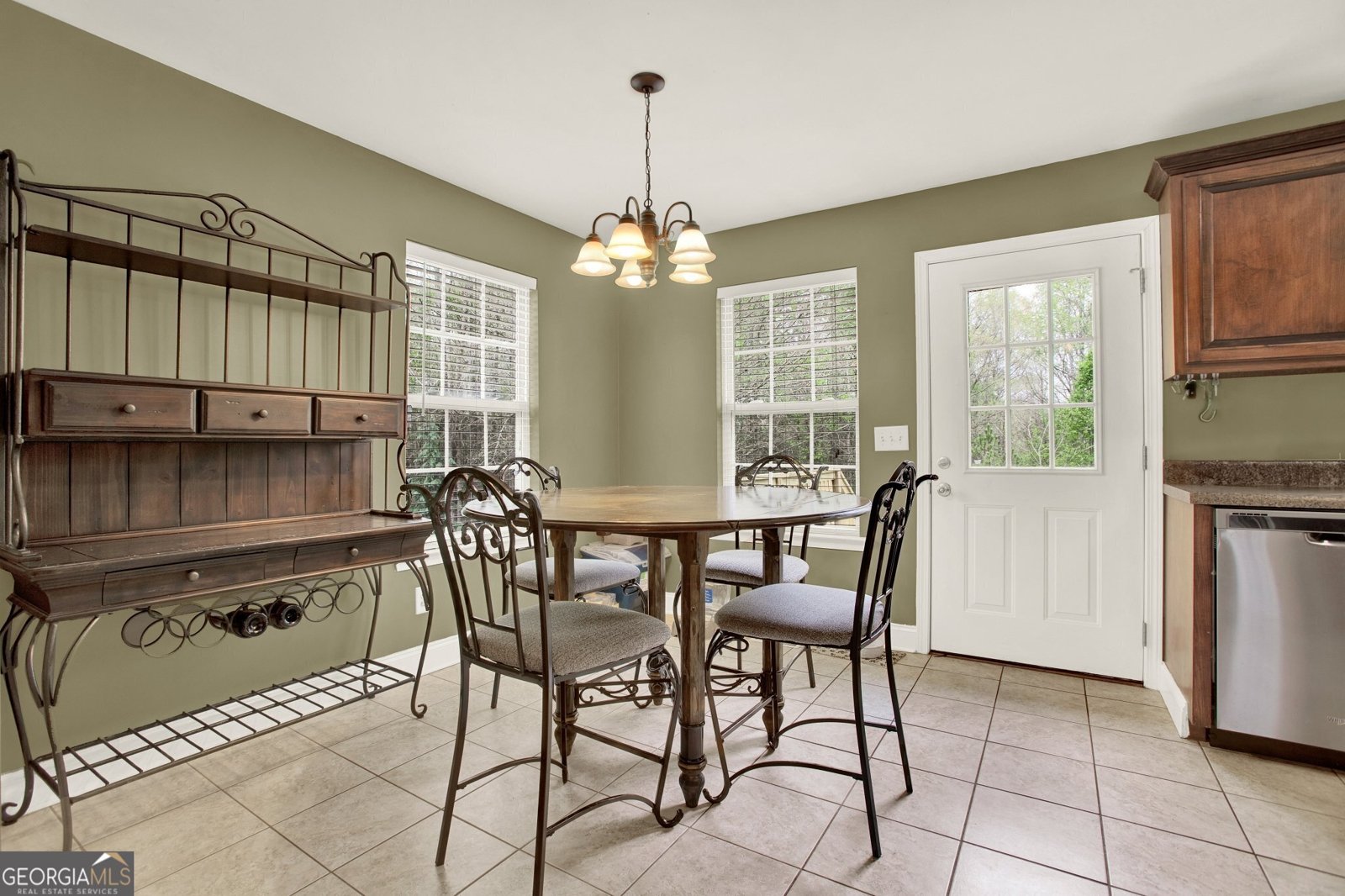 192 Aubrey Avenue Calhoun - 10