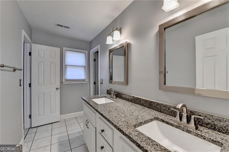 1081 Talon Trace Lawrenceville - 45