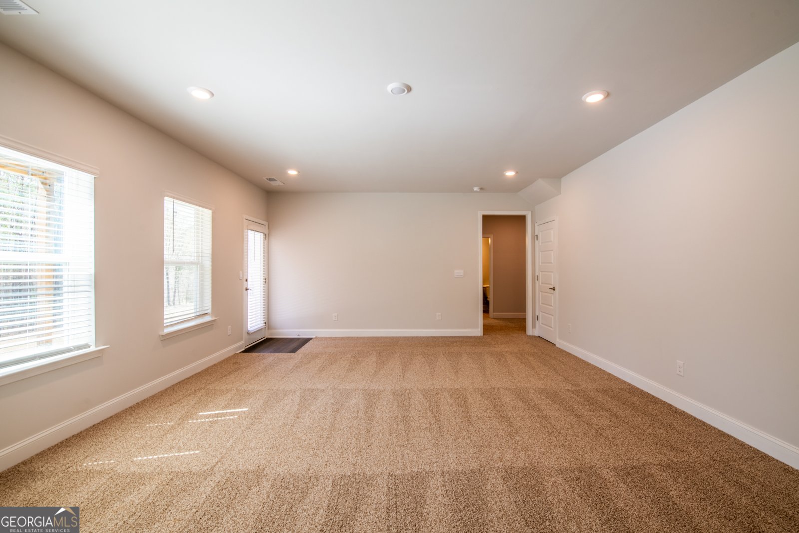 215 Carson's Walk Macon - 31