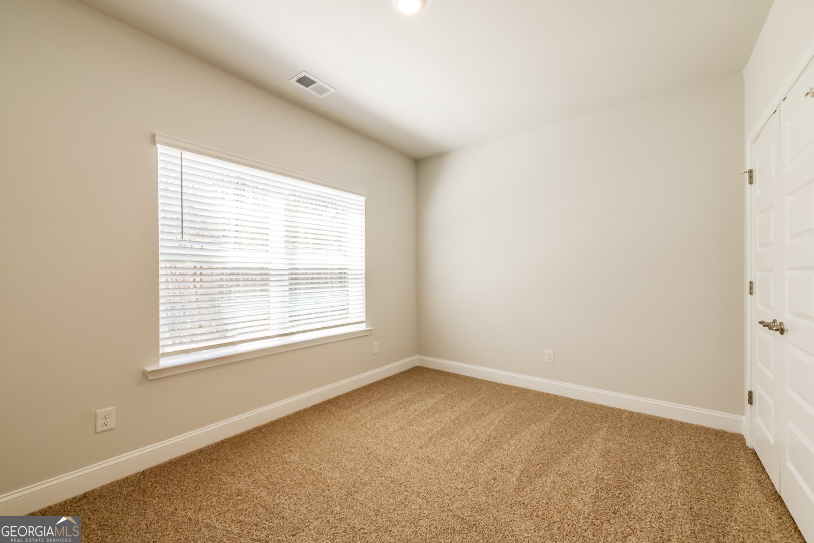 215 Carson's Walk Macon - 33