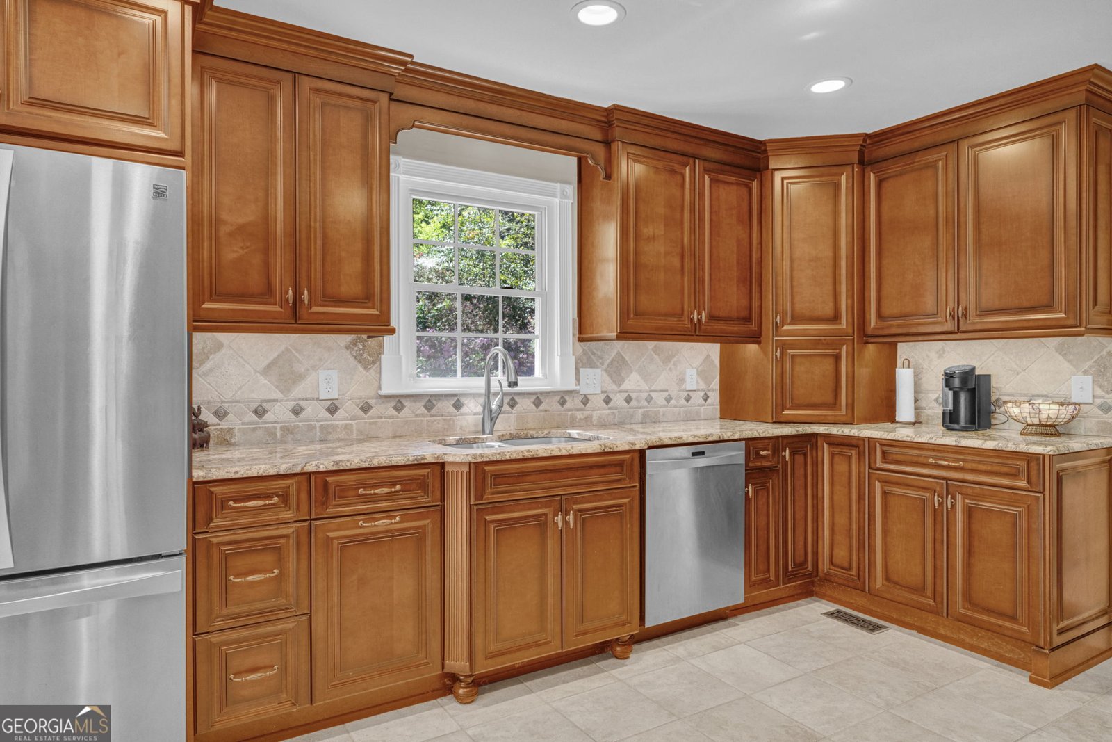 1819 Yorkshire Drive Woodstock - 12