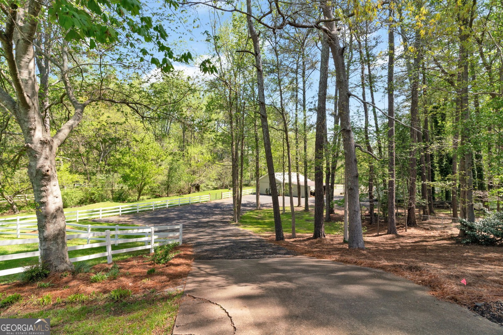 1819 Yorkshire Drive Woodstock - 39