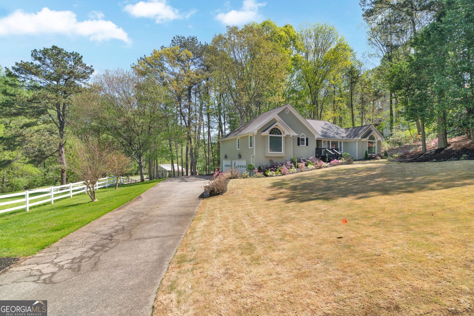 1819 Yorkshire Drive Woodstock - 4