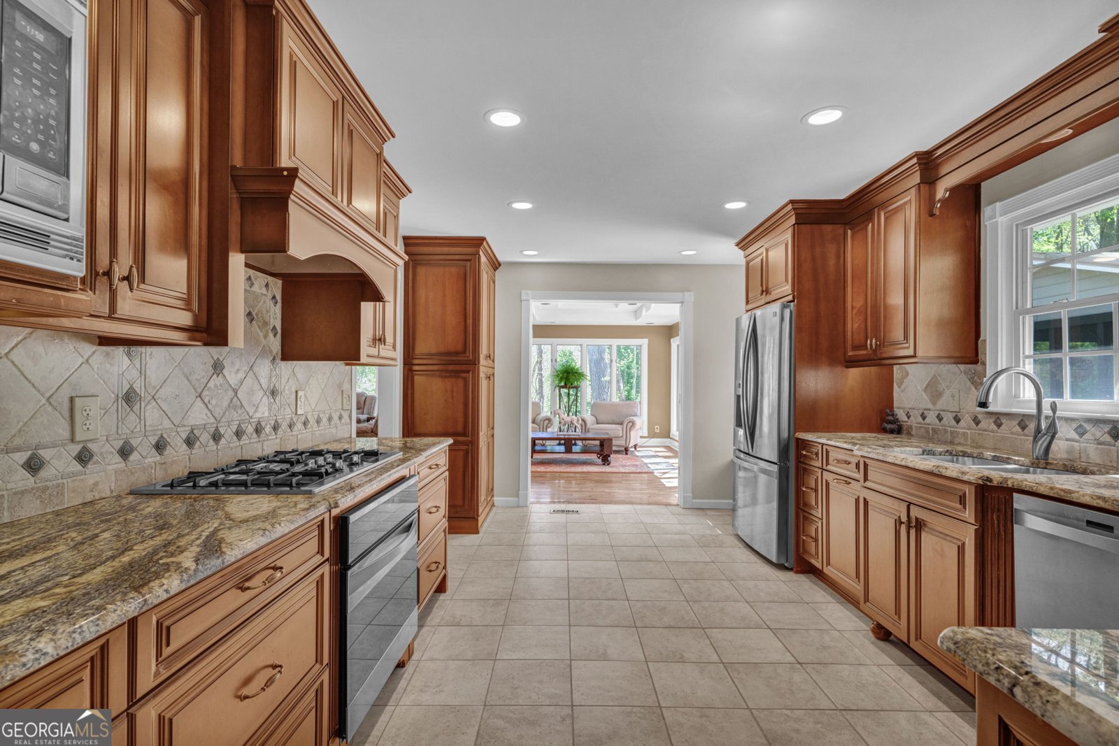 1819 Yorkshire Drive Woodstock - 9