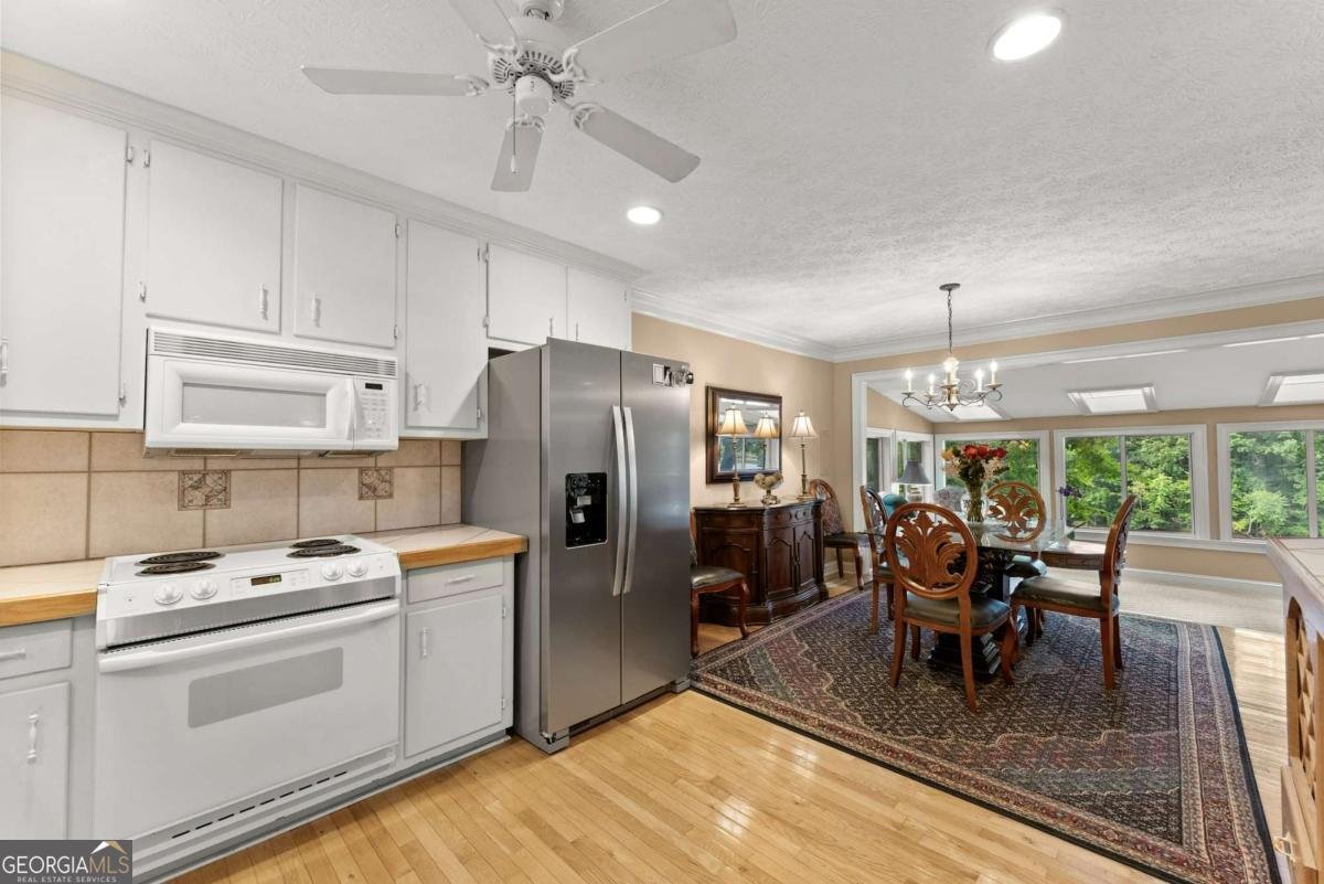9930 Misty Cove Lane Gainesville - 11