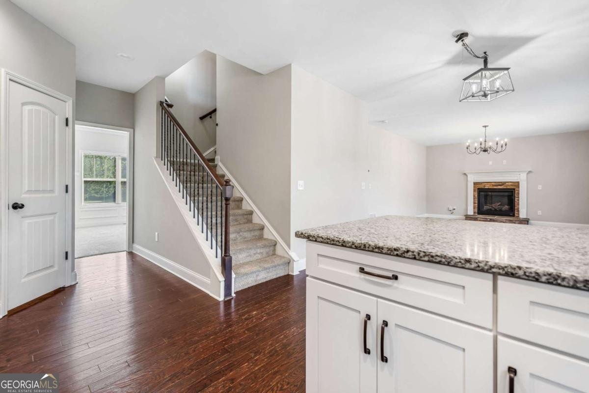399 Cobblestone Trail Dallas - 15