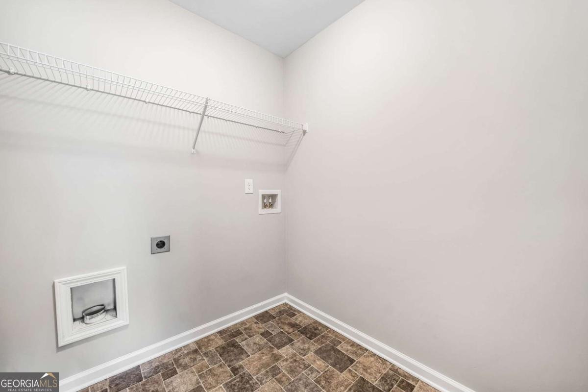 399 Cobblestone Trail Dallas - 17