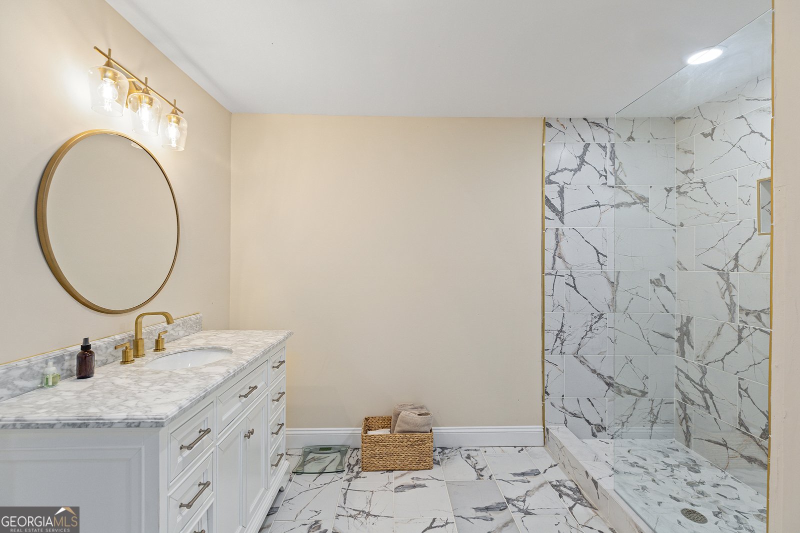 335 Birkdale Drive Fayetteville - 78