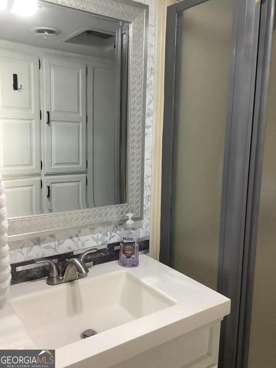 180 Yogi Bear Boulevard Cleveland - 35