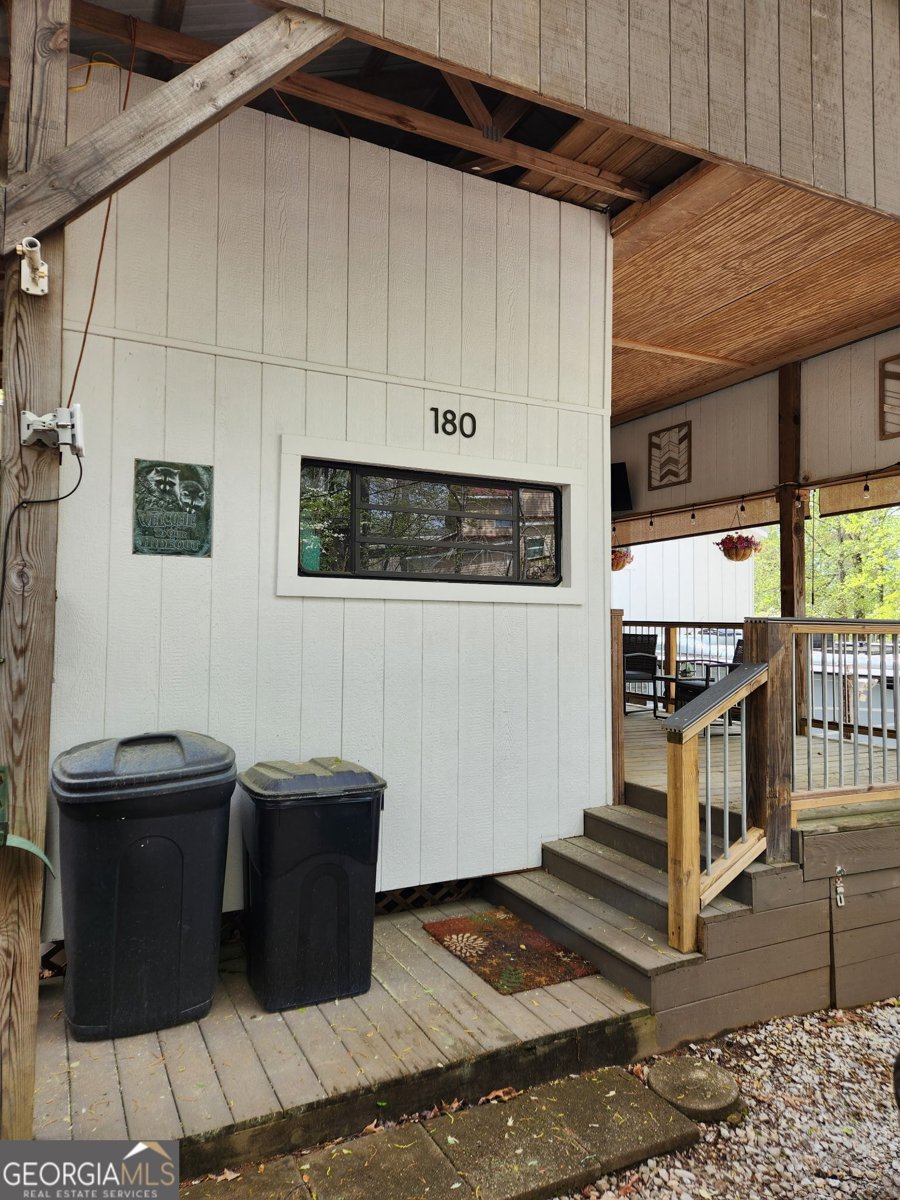 180 Yogi Bear Boulevard Cleveland - 5