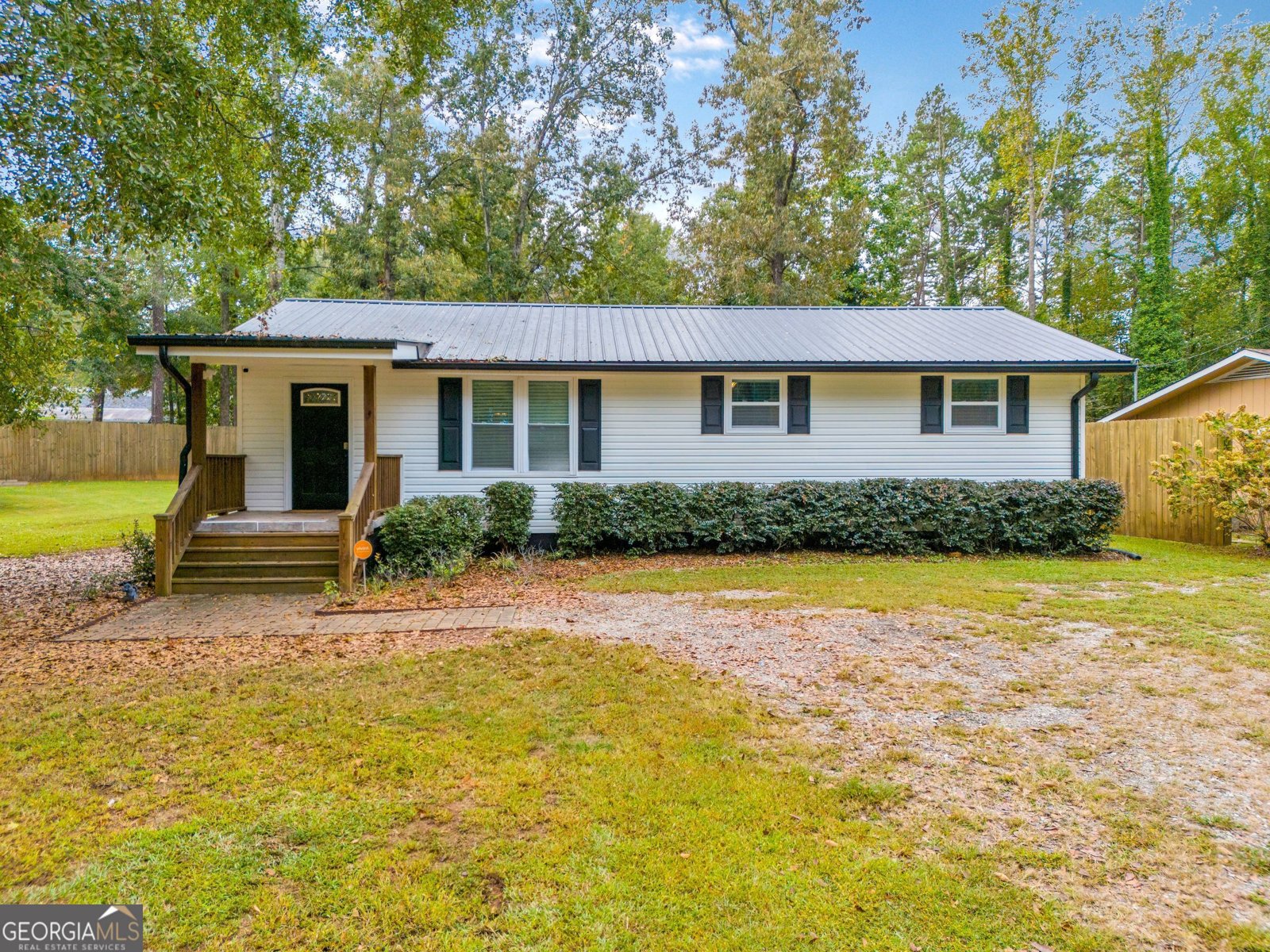 455 Lake View Drive Lavonia - 1