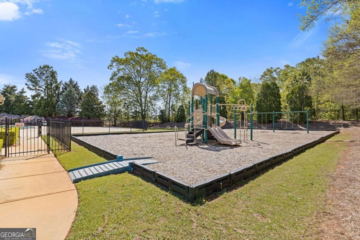 755 Peninsula Overlook Hampton - 38