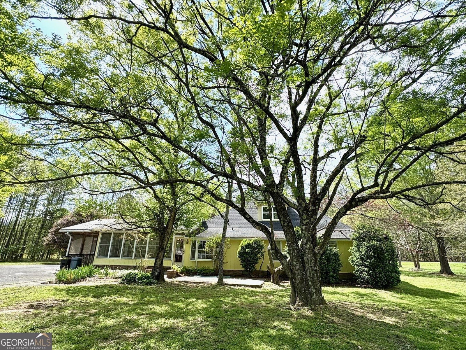 2084 Floyd Springs Road Armuchee - 2