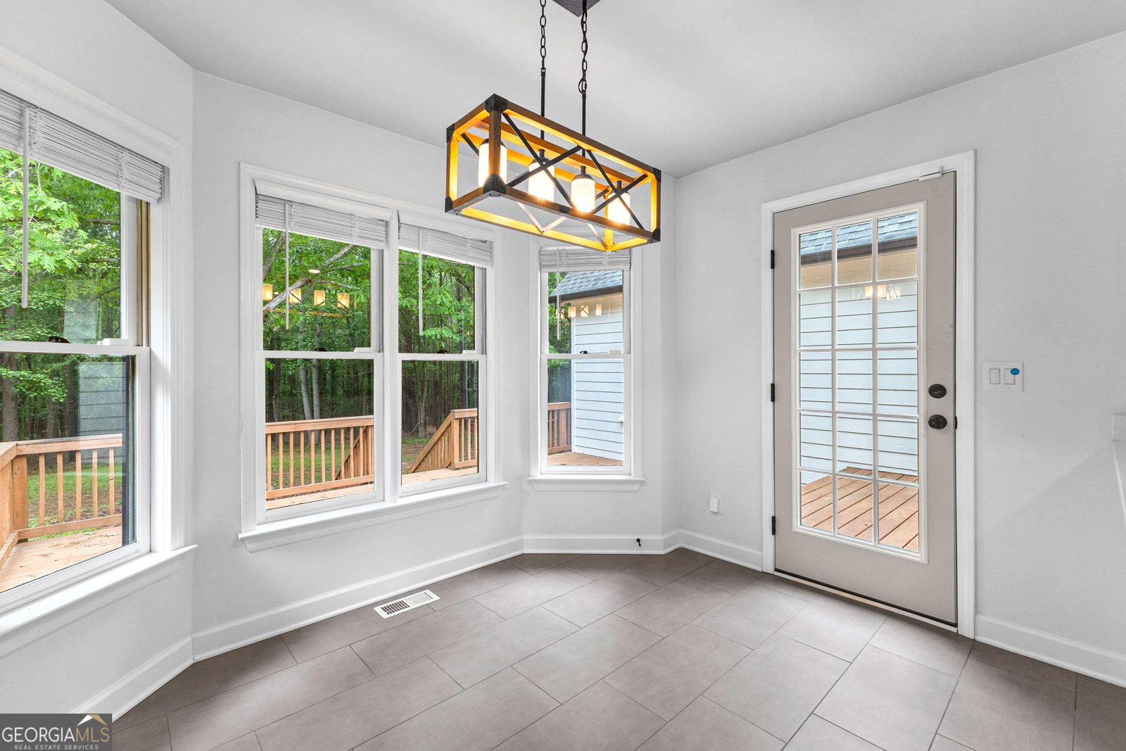 4392 Lower Fayetteville Road Sharpsburg - 27