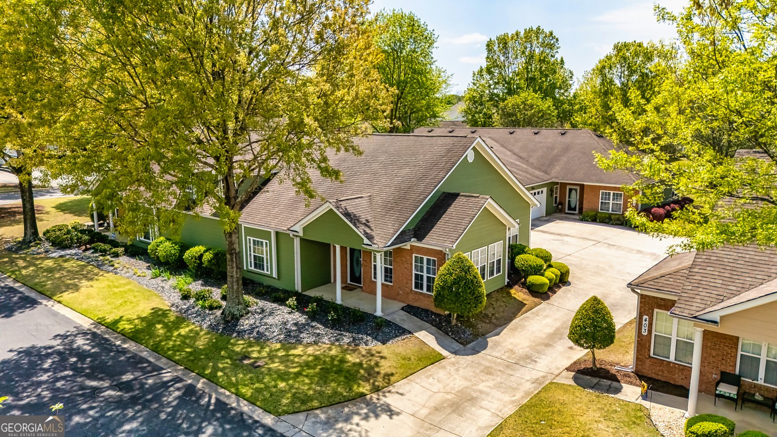 601 Commonwealth Circle Newnan - 2