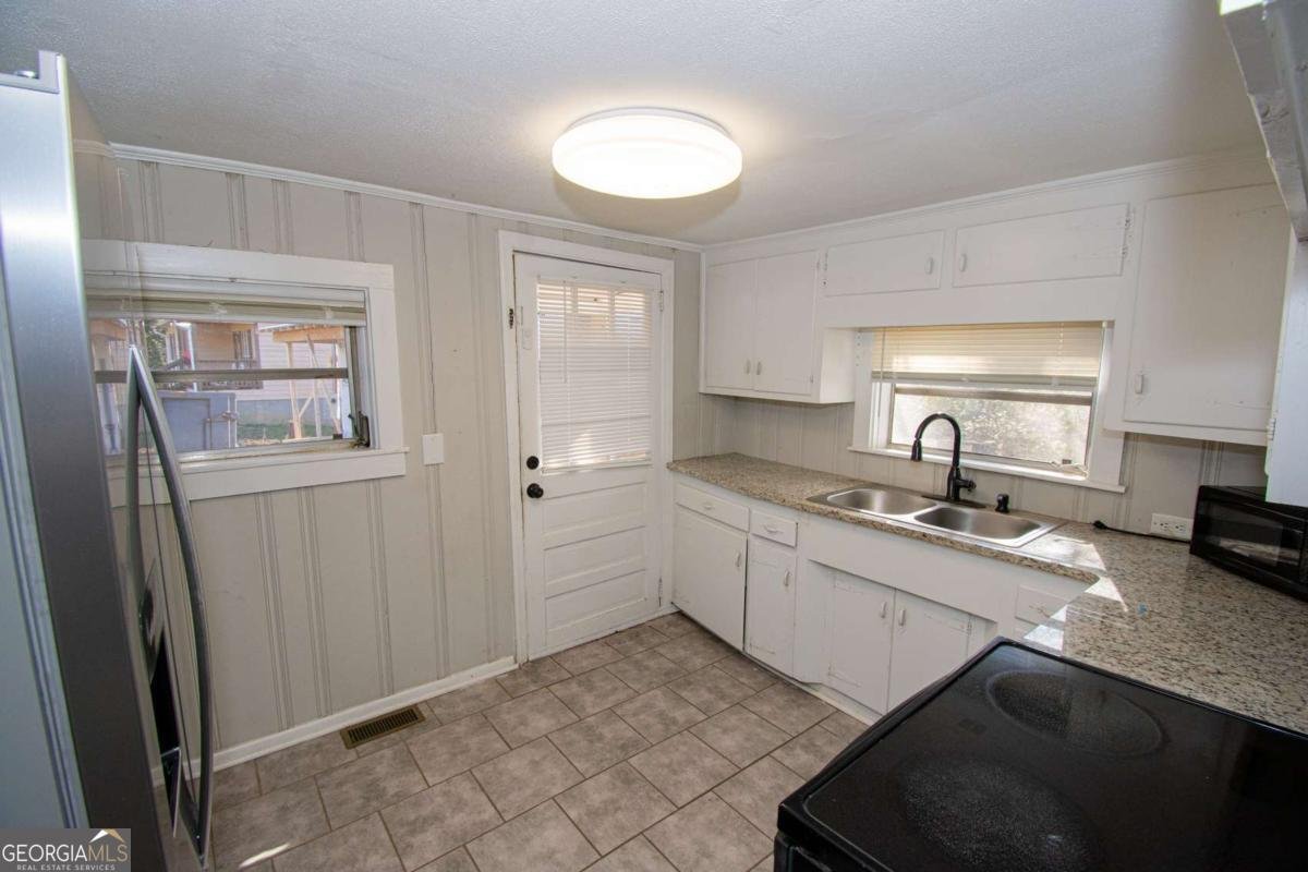 226 Vine Street Athens - 10