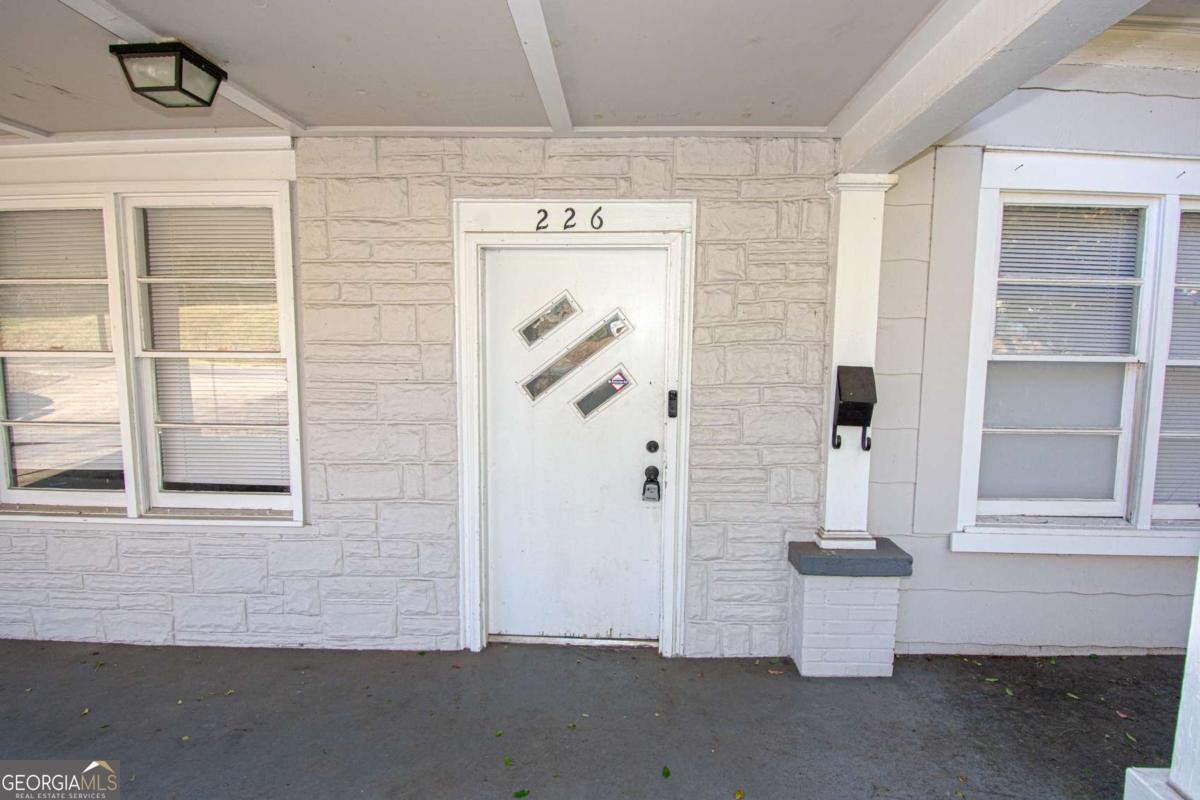 226 Vine Street Athens - 3