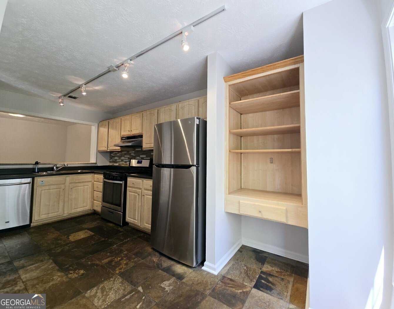 1490 CROSSING Circle Atlanta - 15
