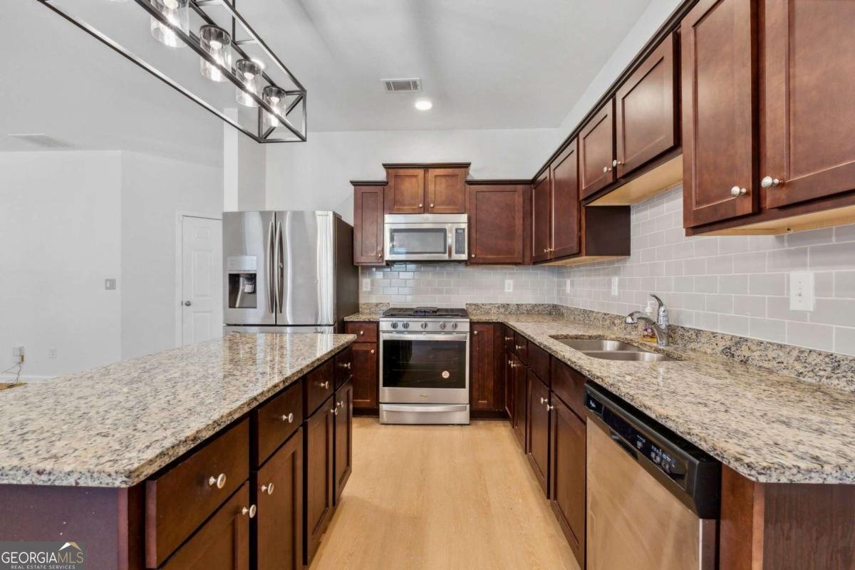 7431 Saint David Street Fairburn - 17