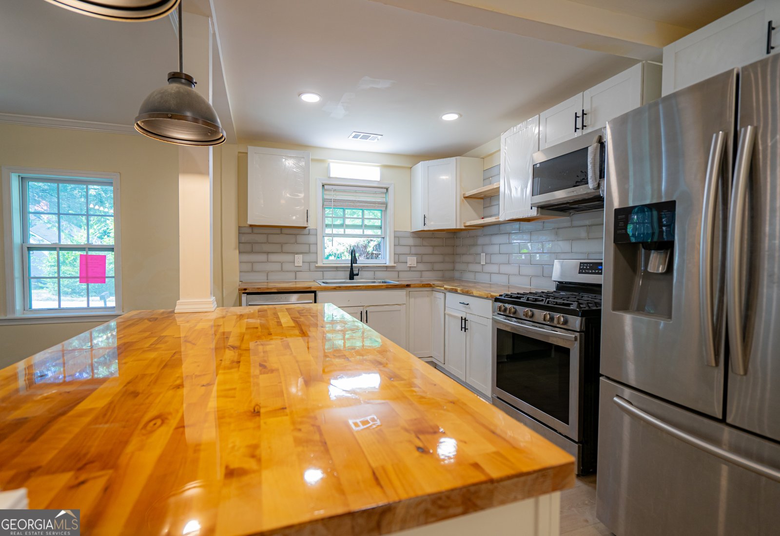 466 Lake Drive Hapeville - 2